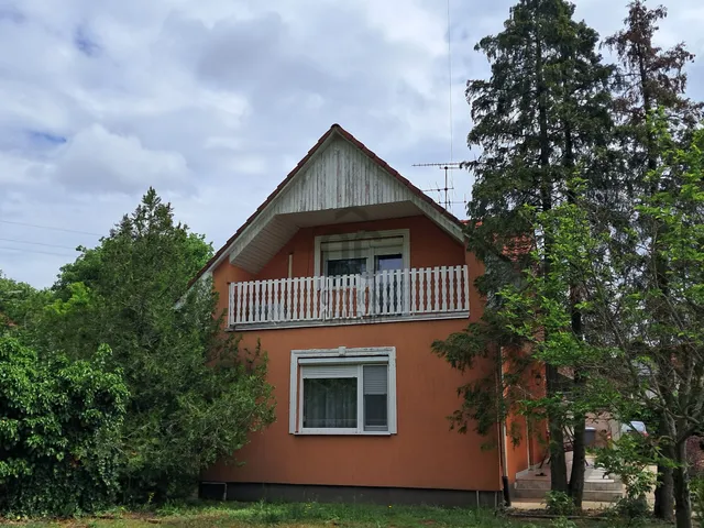 Eladó ház Debrecen, Lencztelep 105 nm
