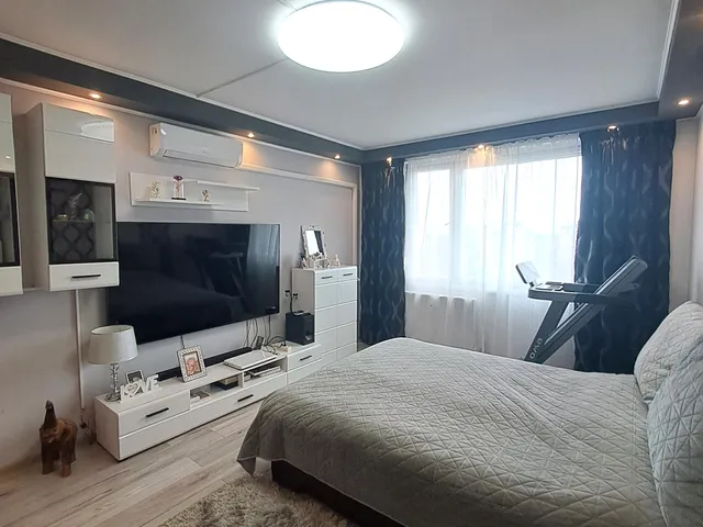 Eladó lakás Debrecen, Vénkert 71 nm