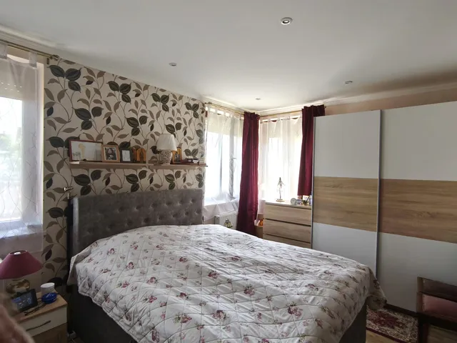Eladó lakás Debrecen, Epreskert 85 nm