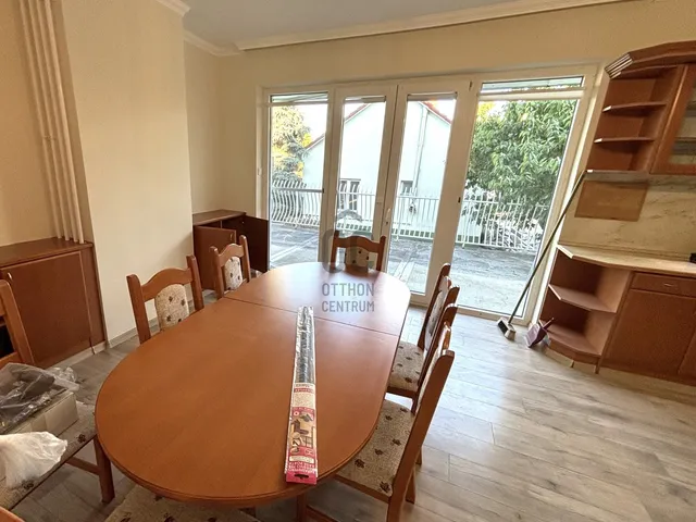Kiadó ház Debrecen, Biharikert 140 nm