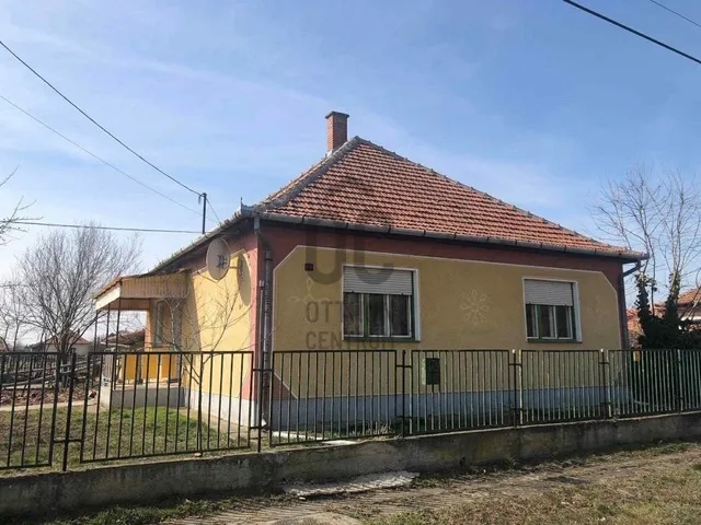 Eladó ház Komádi 87 nm