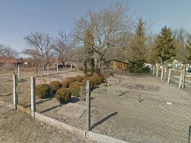Eladó telek Debrecen, Júliatelep 1304 nm