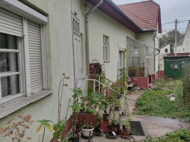 Eladó ház Debrecen, Óváros 146 nm