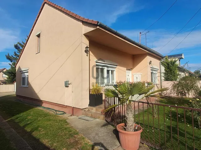 Eladó ház Debrecen, Biharikert 80 nm