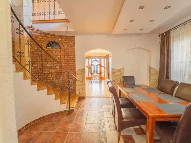 Eladó ház Debrecen, Csapókert 166 nm