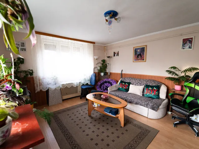 Eladó ház Debrecen, Biharikert 112 nm