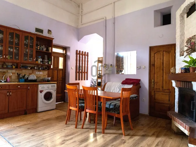 Eladó lakás Debrecen, Belváros 77 nm