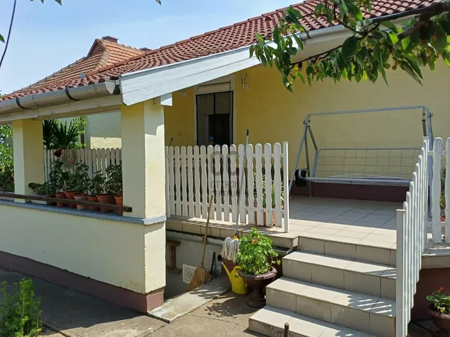 Eladó ház Debrecen, Homokkert 131 nm