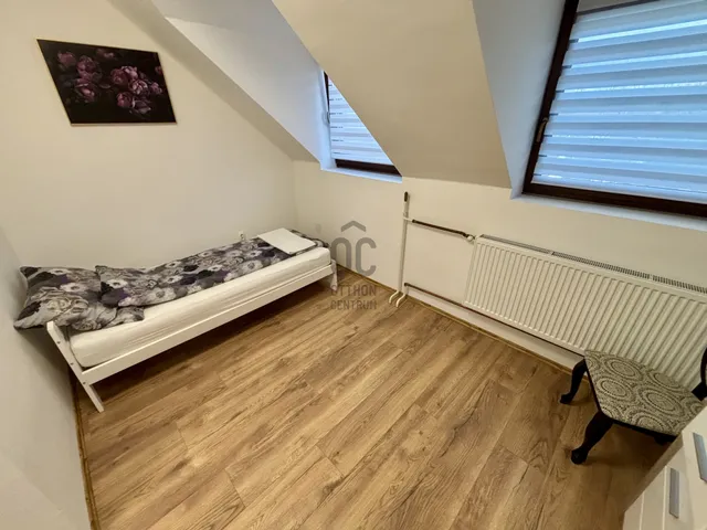 Kiadó kereskedelmi és ipari ingatlan Debrecen, Ungvárikert 470 nm