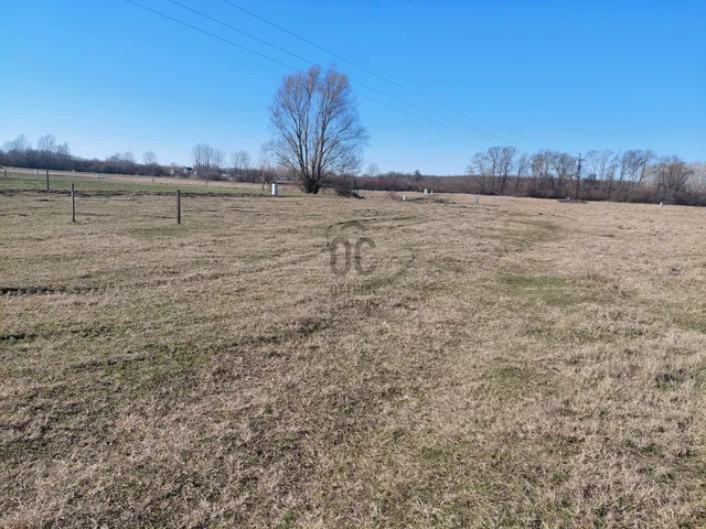 Eladó telek Debrecen 1000 nm