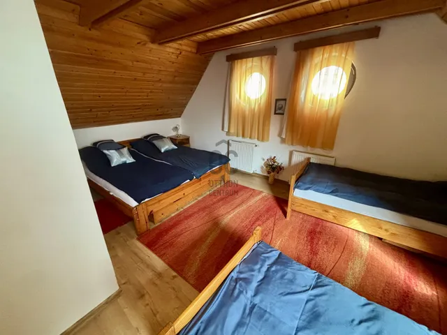 Kiadó ház Hajdúszoboszló 196 nm