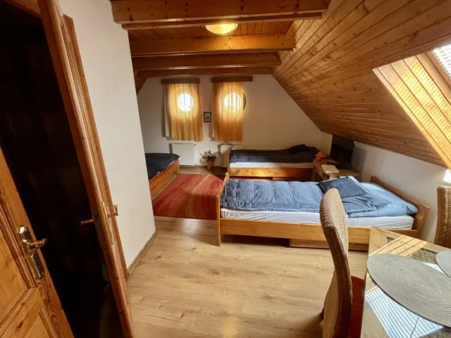 Kiadó ház Hajdúszoboszló 196 nm