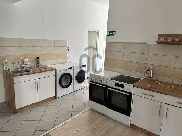 Kiadó kereskedelmi és ipari ingatlan Polgár 250 nm