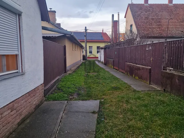 Eladó ház Hajdúböszörmény 32 nm