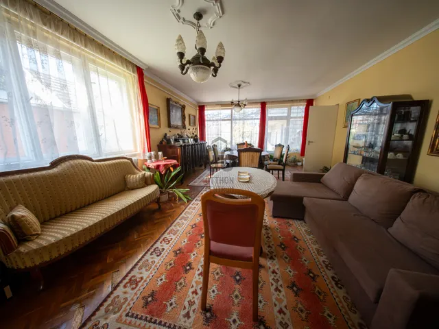 Eladó ház Derecske 182 nm