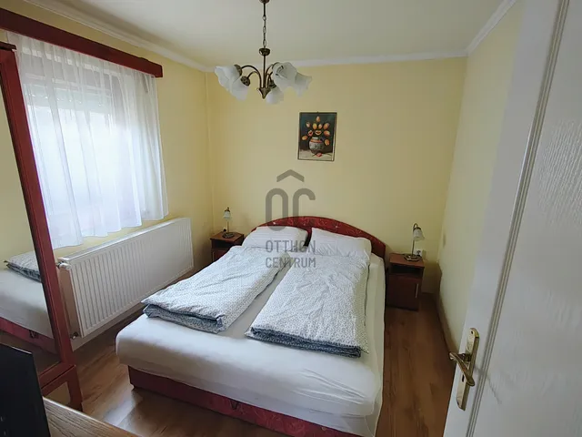 Kiadó kereskedelmi és ipari ingatlan Debrecen, Homokkert 184 nm