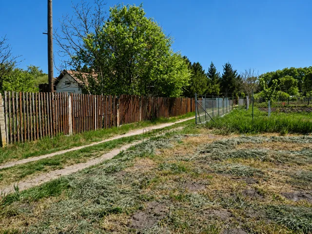 Eladó telek Debrecen, Bayk András-kert 1361 nm