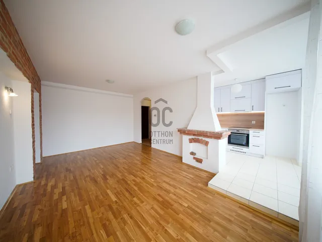 Eladó lakás Debrecen, Belváros, Bem tér 61 nm