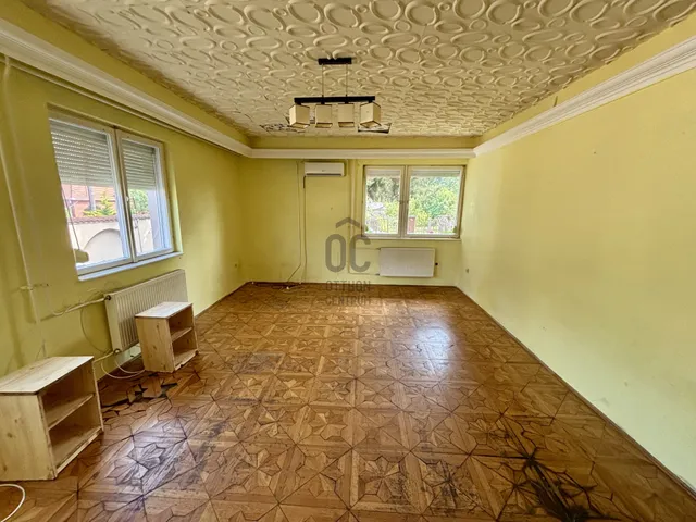 Kiadó ház Debrecen, Veres Péter-kert 270 nm