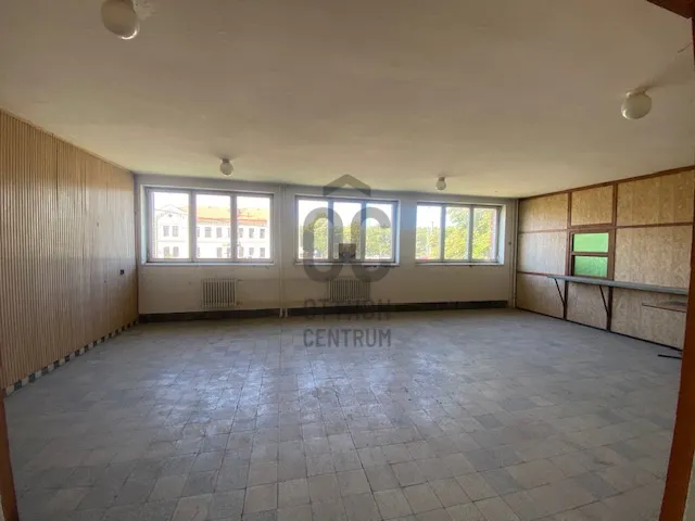 Eladó kereskedelmi és ipari ingatlan Biharkeresztes 360 nm