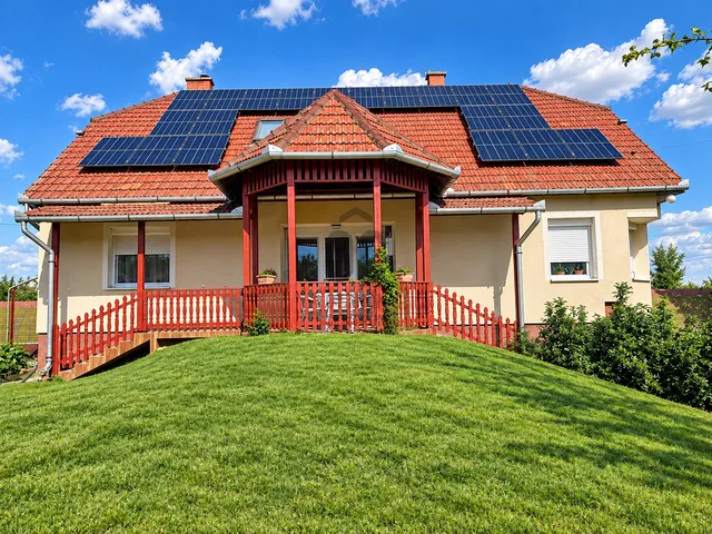 Eladó ház Berettyóújfalu 2733 nm