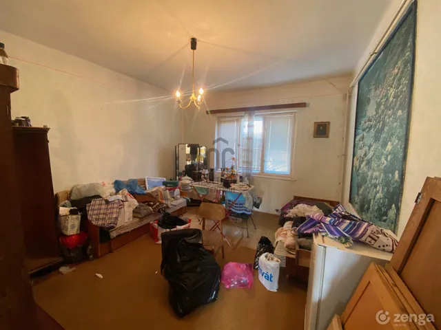 Eladó ház Berettyóújfalu 1106 nm