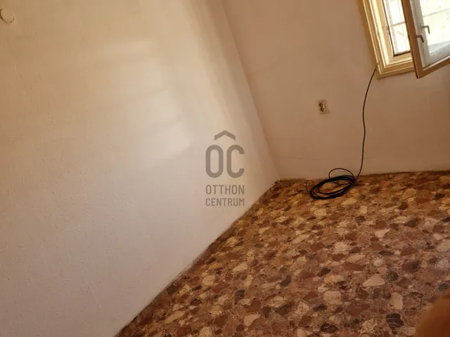 Eladó ház Mikepércs 30 nm