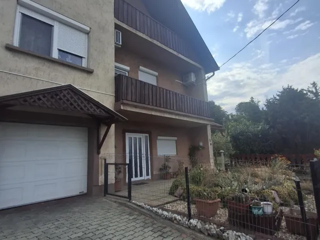 Eladó ház Csolnok 166 nm