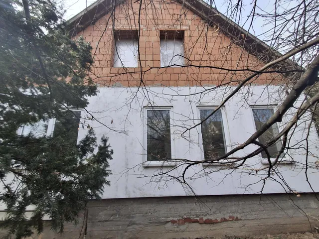 Eladó ház Esztergom, Esztergom-Kertváros, Kassai utca 90 nm