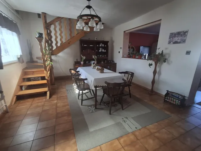 Eladó ház Esztergom, Esztergom-Kertváros 111 nm