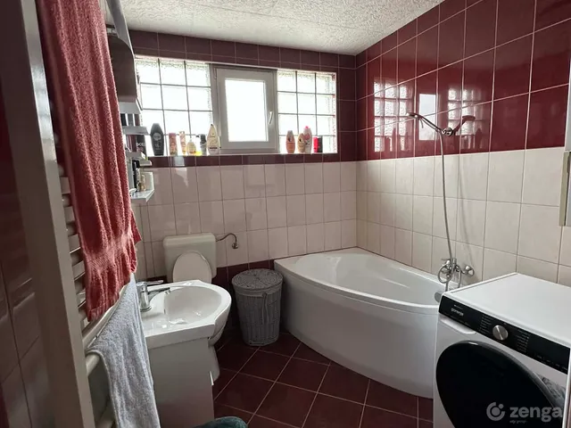 Eladó ház Mosonmagyaróvár, Ipartelep 83 nm