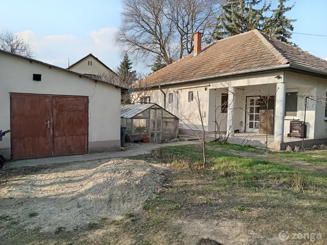 Eladó ház Pusztavacs 86 nm