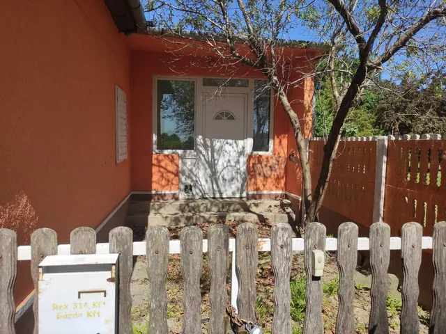 Eladó ház Mohács, Sárhát, Baracskai 74 nm