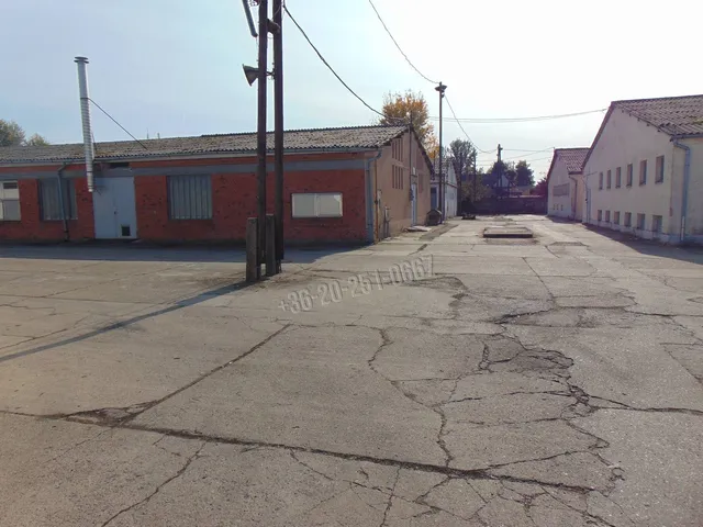 Kiadó kereskedelmi és ipari ingatlan Mohács 1 nm