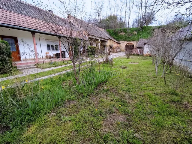 Eladó ház Dunaszekcső 68 nm