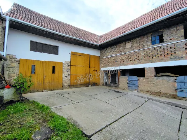 Eladó ház Somberek 154 nm