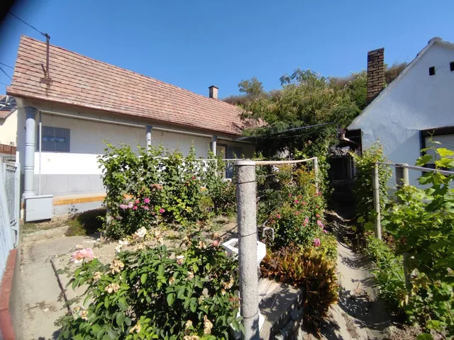 Eladó ház Dunaszekcső 72 nm