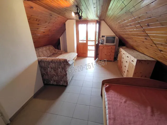 Eladó nyaraló Bár, Szőlőhegy 46 nm