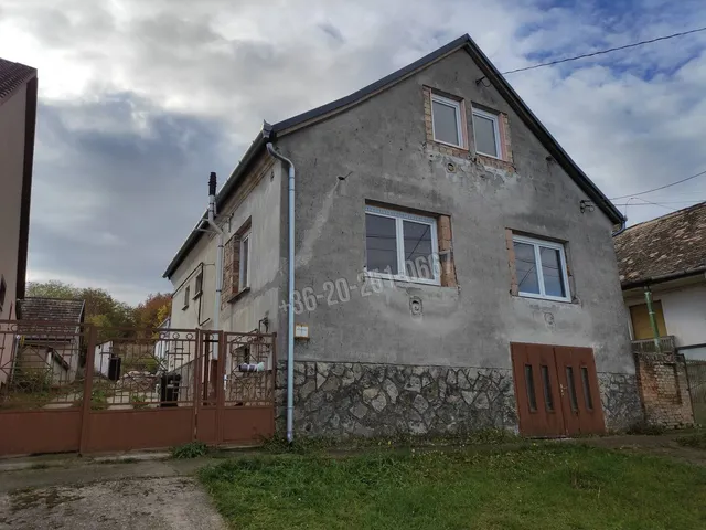 Eladó ház Somberek 202 nm