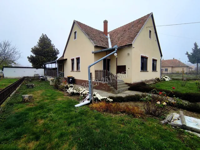 Eladó ház Homorúd 134 nm