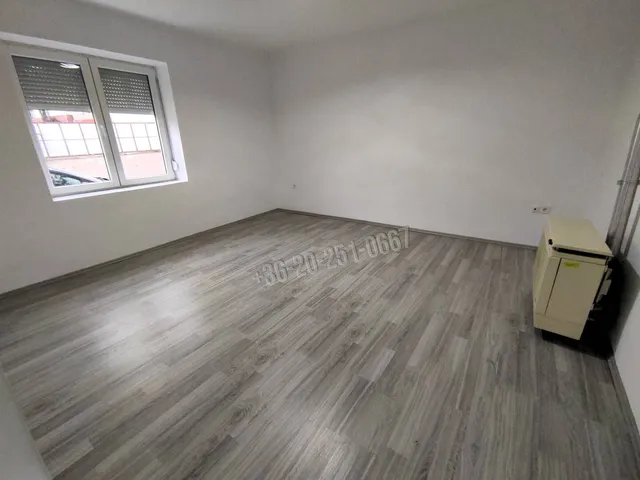 Eladó ház Lánycsók 93 nm