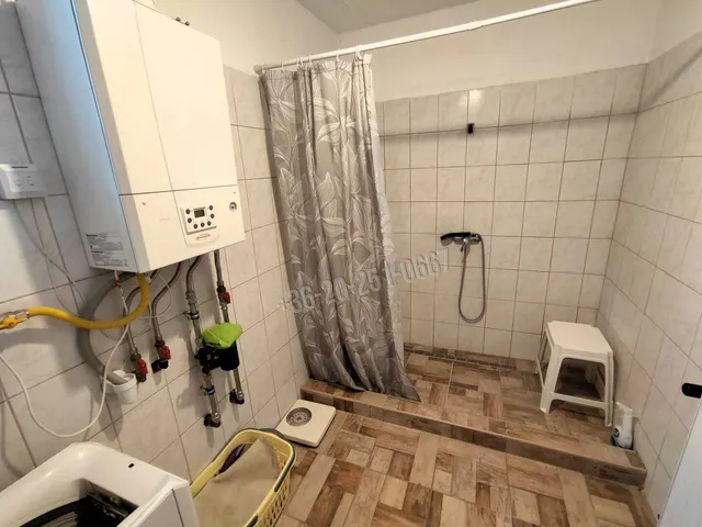 Eladó ház Szűr 73 nm