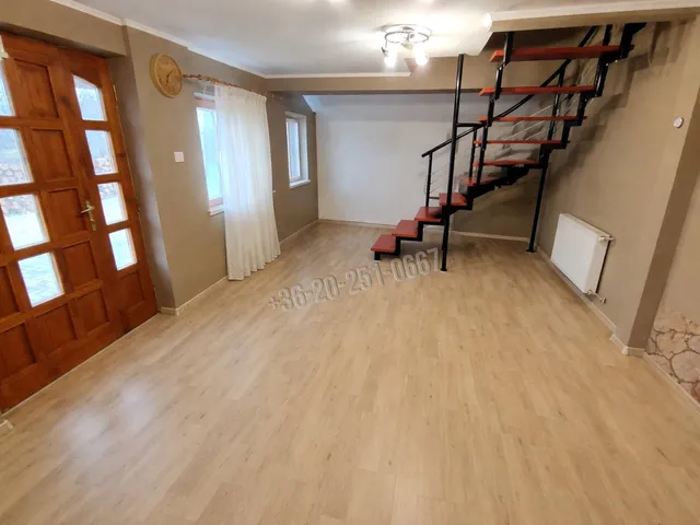 Eladó ház Mohács, Szőlőhegy 101 nm