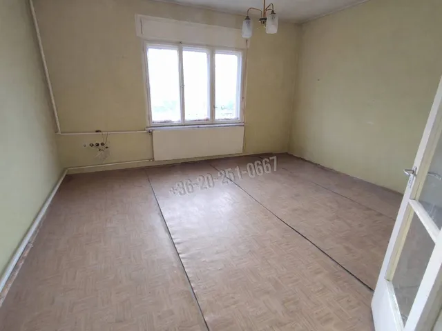 Eladó ház Lánycsók 140 nm