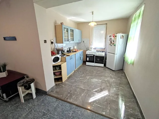 Eladó ház Mohács, Szőlőhegy 137 nm