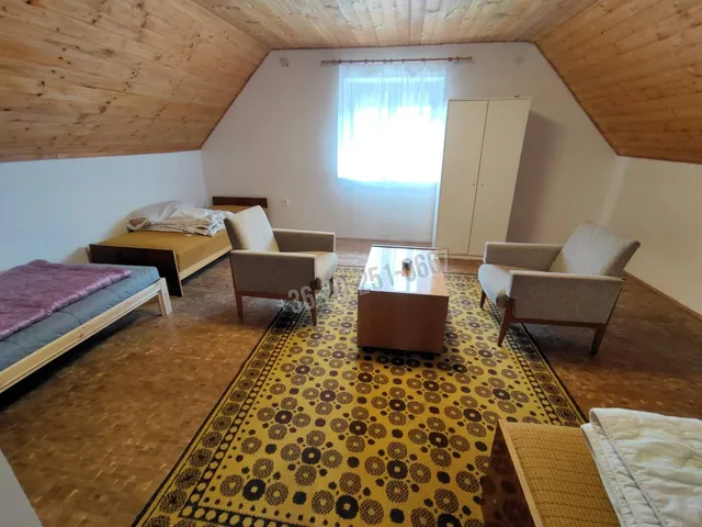 Kiadó ház Mohács 131 nm