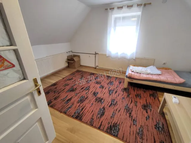 Kiadó ház Mohács 131 nm