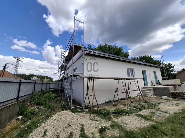 Eladó ház Tápiószentmárton 93 nm