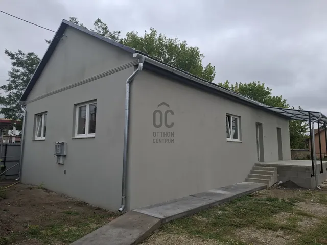 Eladó ház Tápiószentmárton 93 nm
