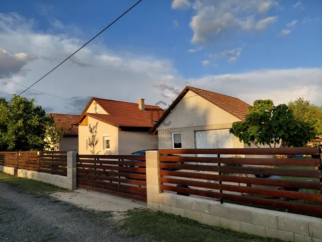 Eladó üdülő és hétvégi ház Tápiószentmárton 114 nm